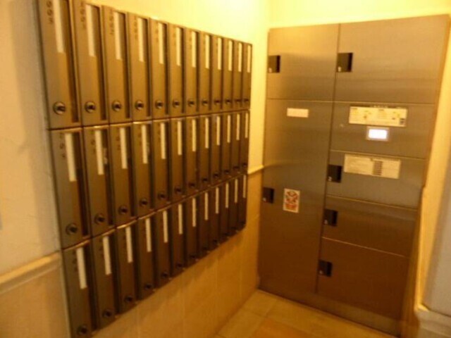 グラン・リーヴェル川崎WEST403号室 エントランス