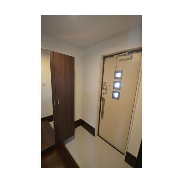 クレールメゾン 玄関