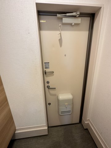 ラナンキュラス西糀谷101号室 玄関