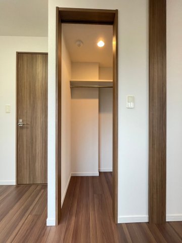 DIPS上北沢 North Villa502号室 収納