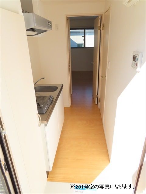 キートス踊場1階 玄関