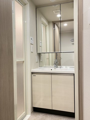 GENOVIA阪東橋Ⅱskygarden0103号室 洗面