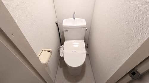 マンション高田馬場 トイレ　※2024年4月撮影