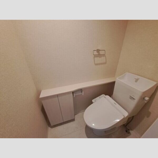 風雅(FUGA)106号室 温水洗浄暖房便座