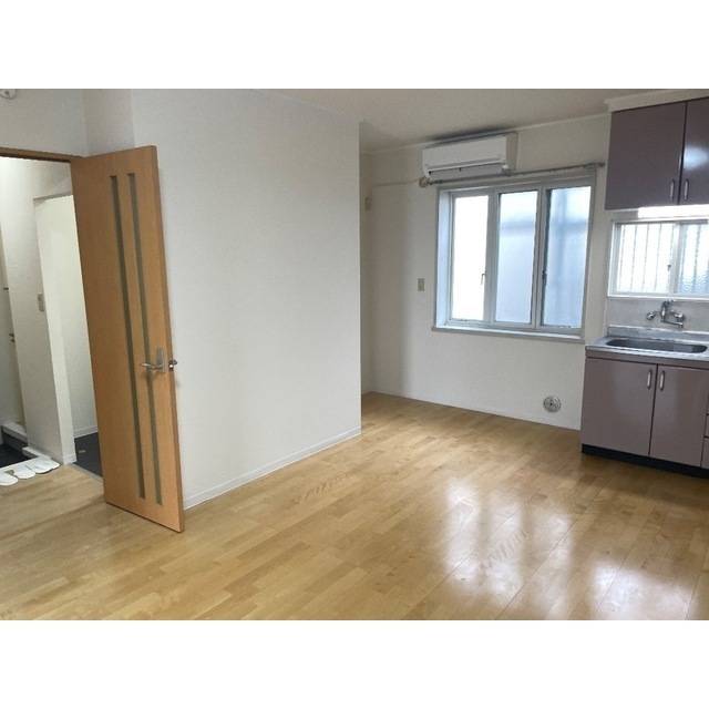 ベルフラット久喜102号室 内観