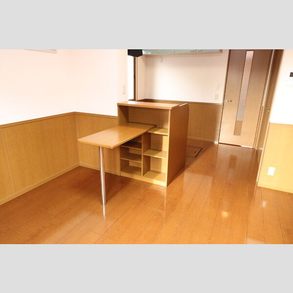 ルミエール西高尾　A リビング