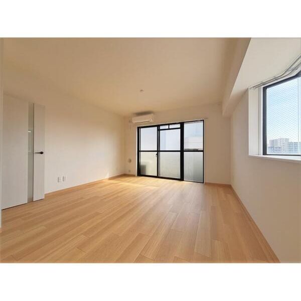 スミノ藤沢801号室 リビング