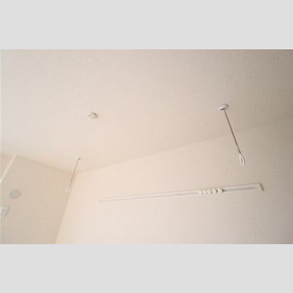 Ferro Palazzo　B棟302号室 室内物干し