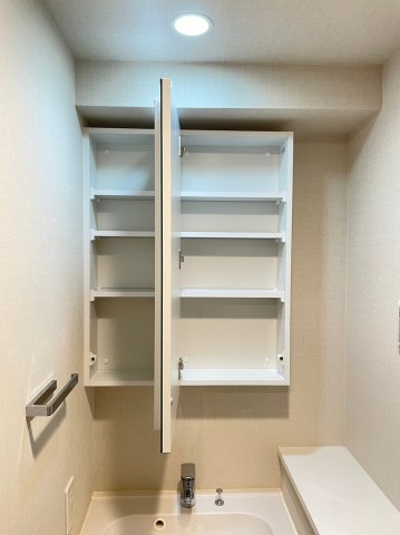 DIPS上板橋212号室 収納