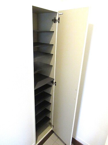 ＧＲＡＮＤＥ菊川2階 玄関、下駄箱