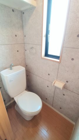 Ｑｕａｔｒｅ　Ｓａｉｓｏｎｓ トイレ