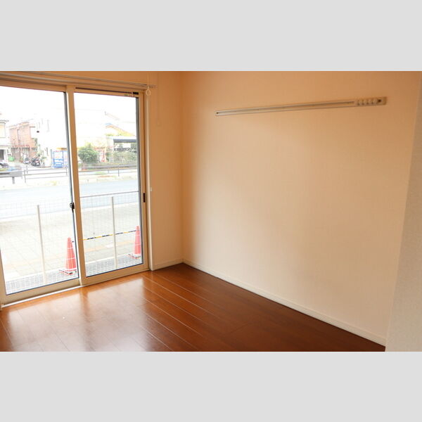 アクシス・ウィルⅡ 洋室