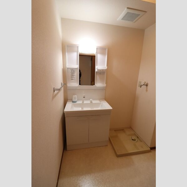 フレシール　B102号室 洗髪洗面化粧台