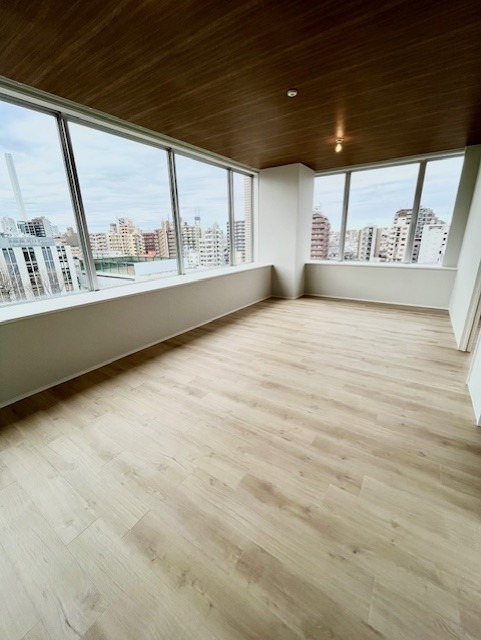 レジディアタワー上池袋（タワー棟）10階 リビング