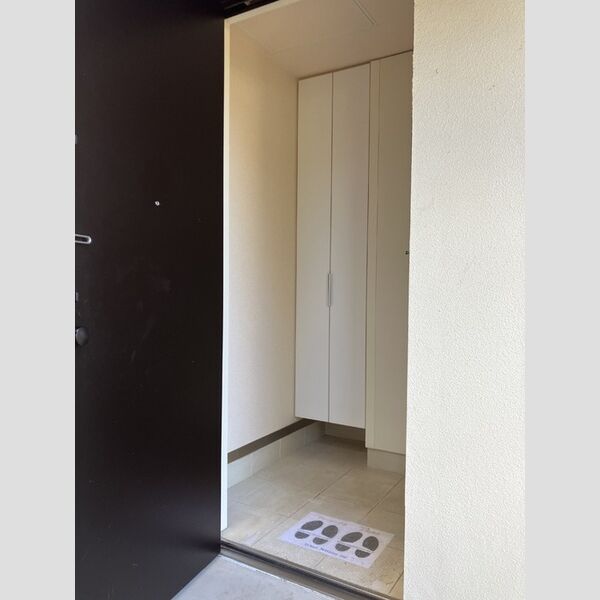 SUCCEED GARDEN　AC-1号室 玄関