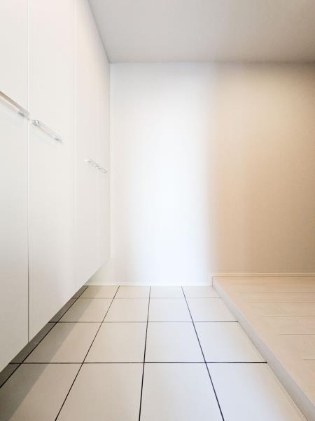 Ｂｒｉｌｌｉａ　ｉｓｔ　東雲キャナルコート4階 玄関