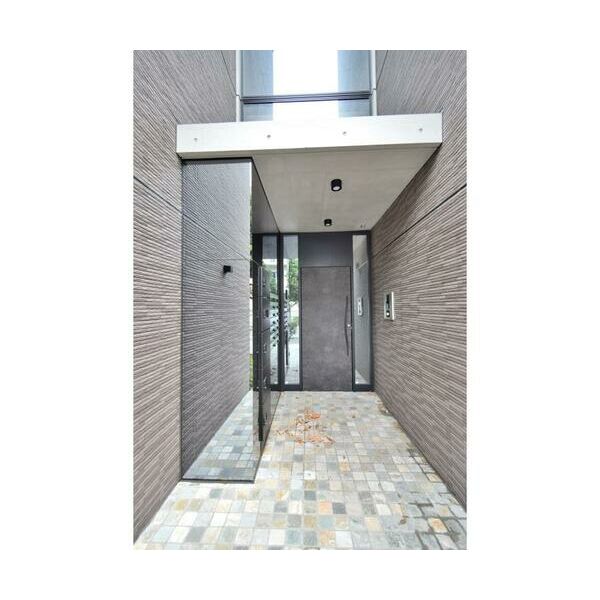 LAPiS吉祥寺203号室 エントランス