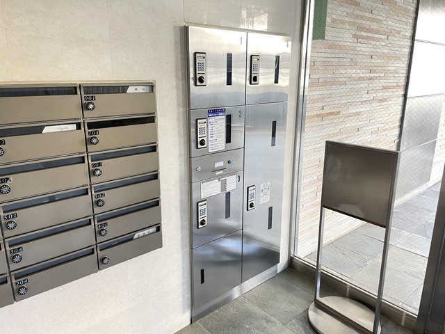 カームコート白金高輪0602号室 宅配ボックス