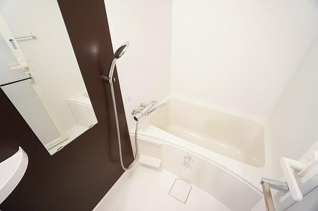 Weave Base Itabashi Honcho7階 バス