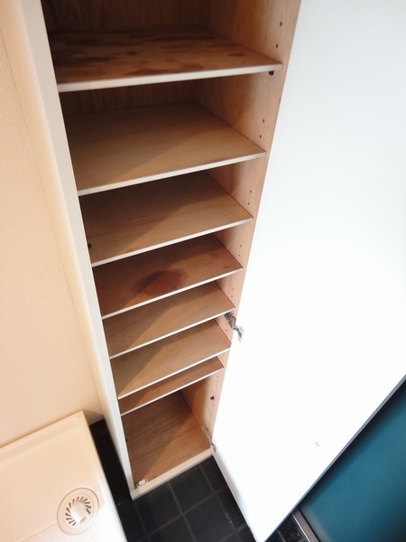 ワコーレ八幡山 玄関