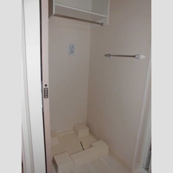 プロシード志木幸町202号室 洗面