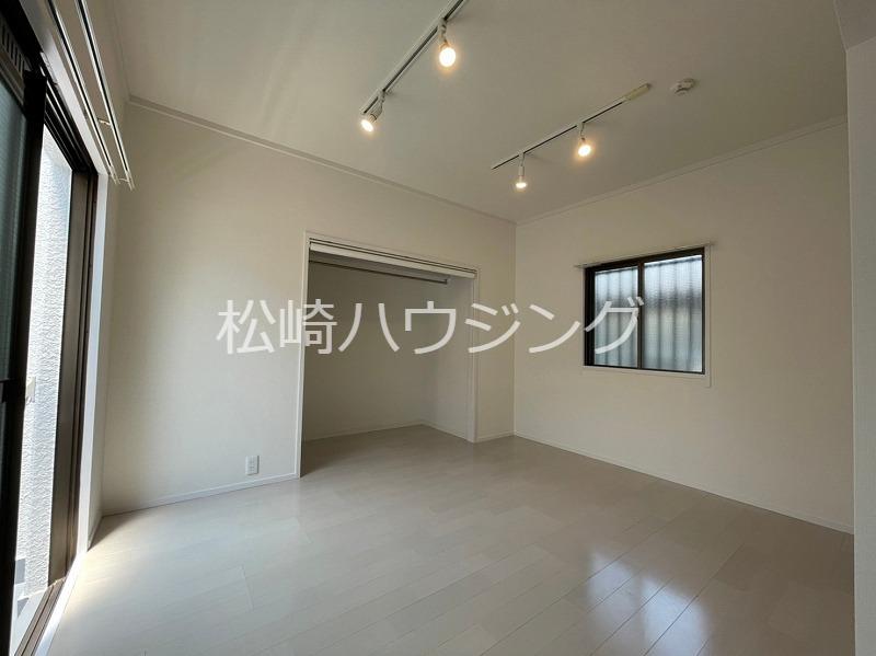 ブリッジM中野2階 内観