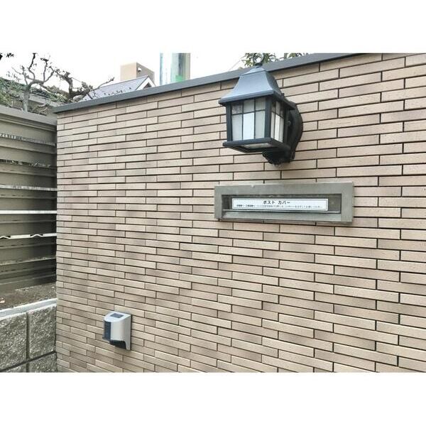 ロワジール エントランス