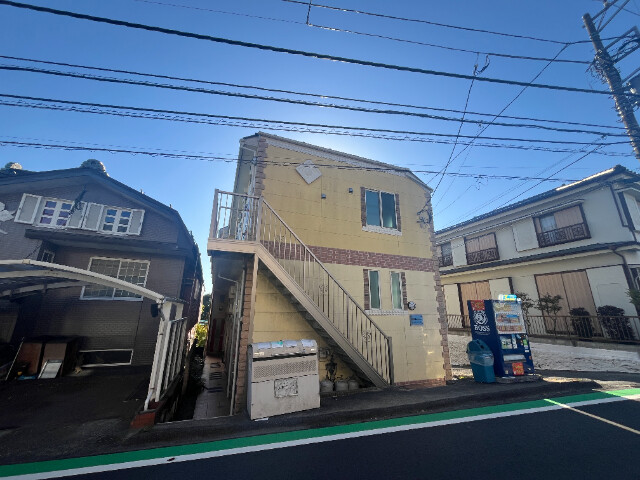 ユナイト横浜ミラネーゼの瞳1階 エントランス