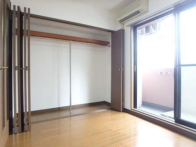 ガーラ蒲田 ◆壁一面のクローゼット◆日当たり良好◆