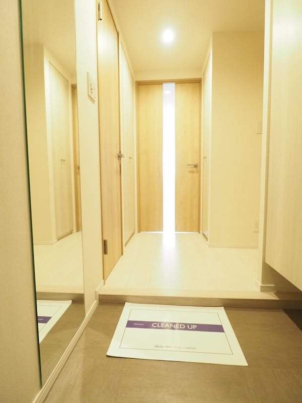 レジディア文京音羽1階 玄関