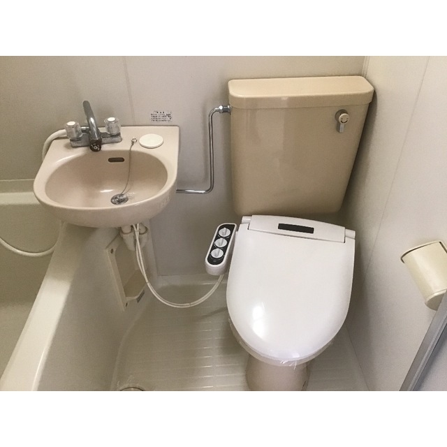 アゼリアコート柿生303号室 内観