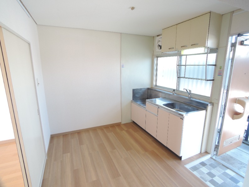 千葉サンハイツ 内観