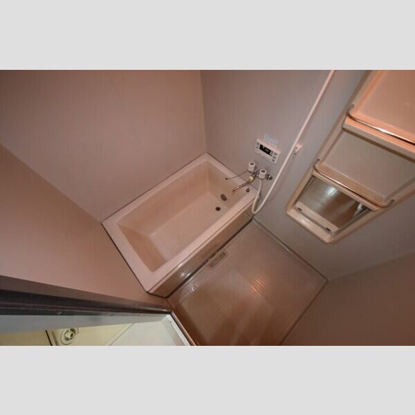 Bellevue壱番館216号室 バス