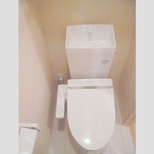 コルノリザイア305号室 温水洗浄暖房便座