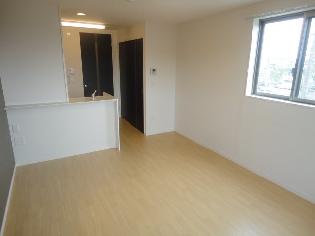 Ｂｌａｎｃ・Ｌｅｙｓｉｎ（ブラン・レザン） 洋室(１１．５帖)