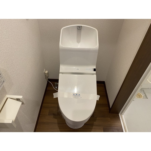 ストラーダ生麦302号室 内観