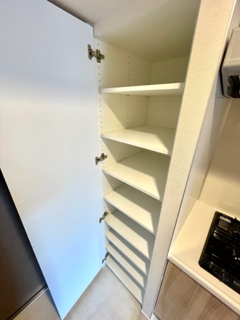 クレヴィアリグゼ北品川Ⅱステーションコート6階 収納