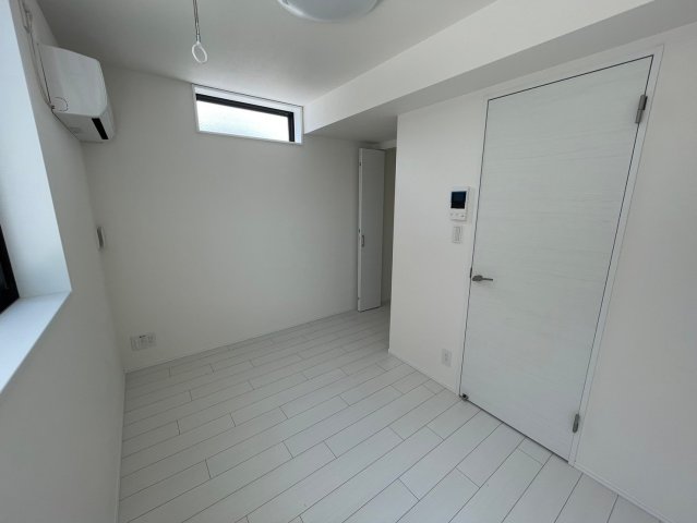 GardenCourtさくら通り401号室 リビング