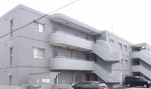 アムールキタイ 駐車場側 外観　※現況優先