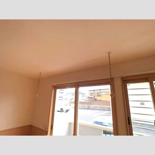 シャトーフェニックス　A102号室 室内物干し