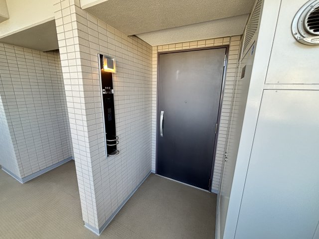 パークホームズ国立ステーションレジデンス 玄関