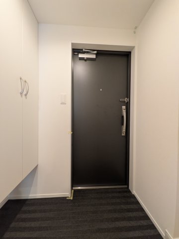 アグライア久が原0202号室 玄関