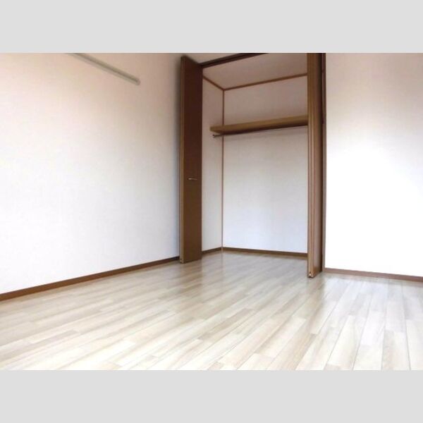 メイスクエア　B202号室 洋室