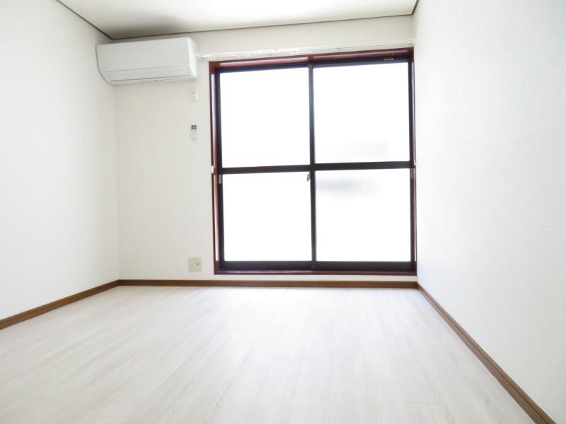 ストークハウス三軒茶屋3階 ※別部屋写真参照