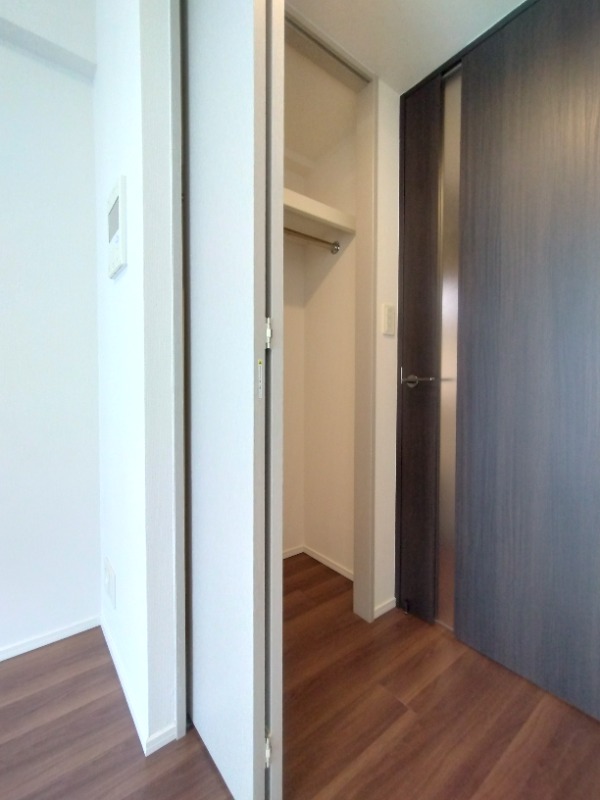 クレイシア横濱阪東橋7階 収納