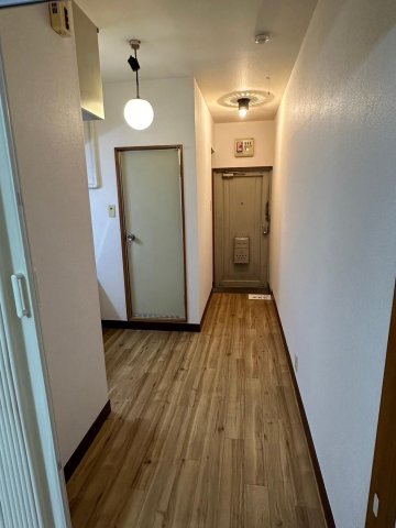 コーポ竹島 玄関