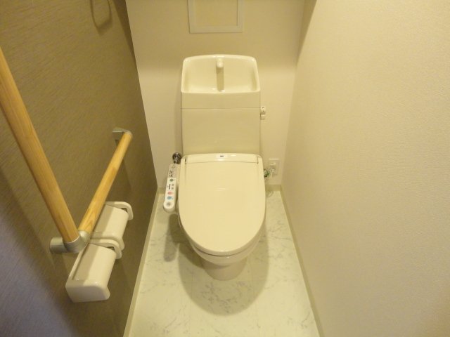 Ｒｅｇａｌｉａ（レガリア） シャワー付トイレ