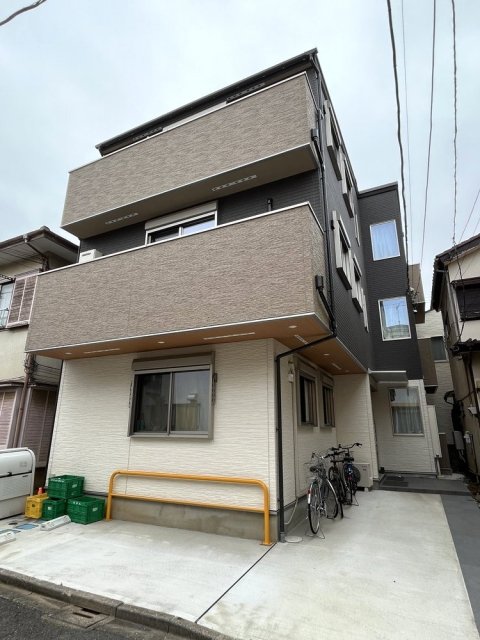 ルミエール朝霞台1階 外観