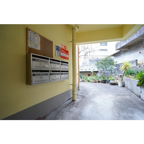 ビューヒル南0202号室 メールボックス