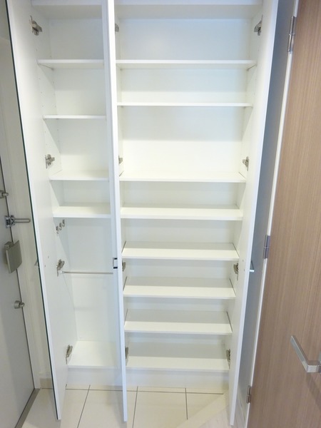 ルフレ　グランデ多摩川 収納